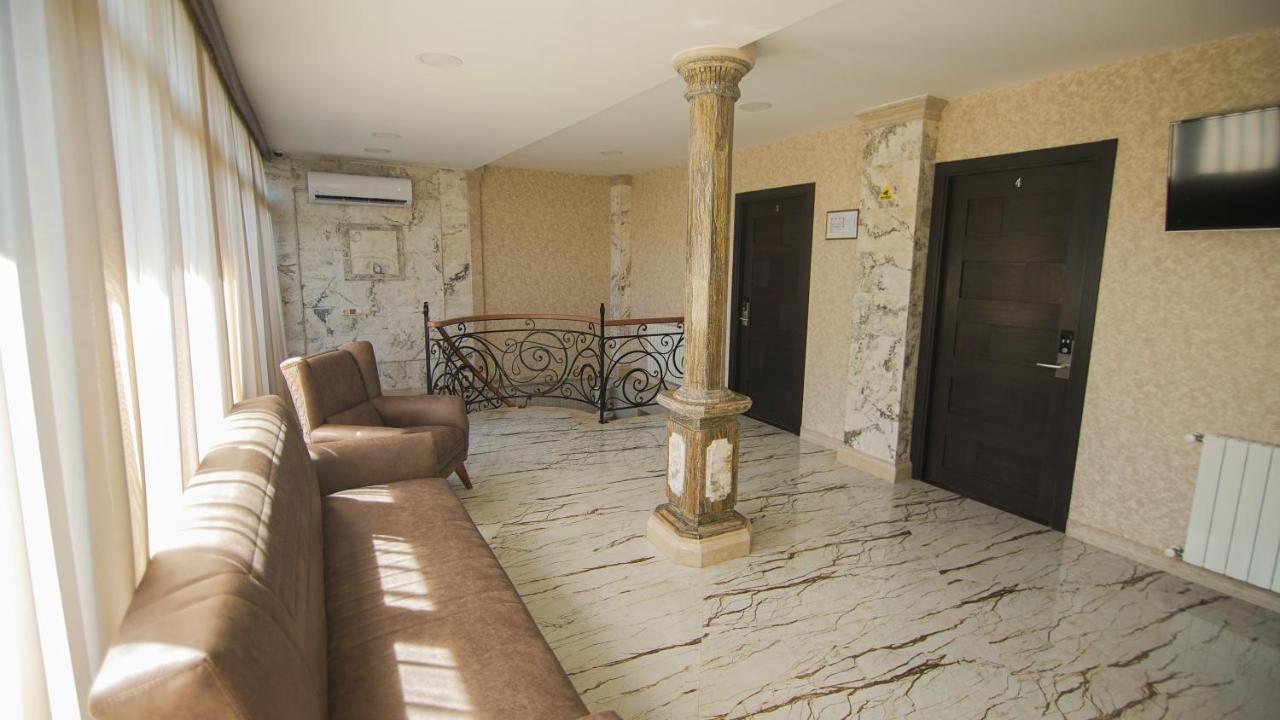 Hotel Juralius Tbilisi Luaran gambar