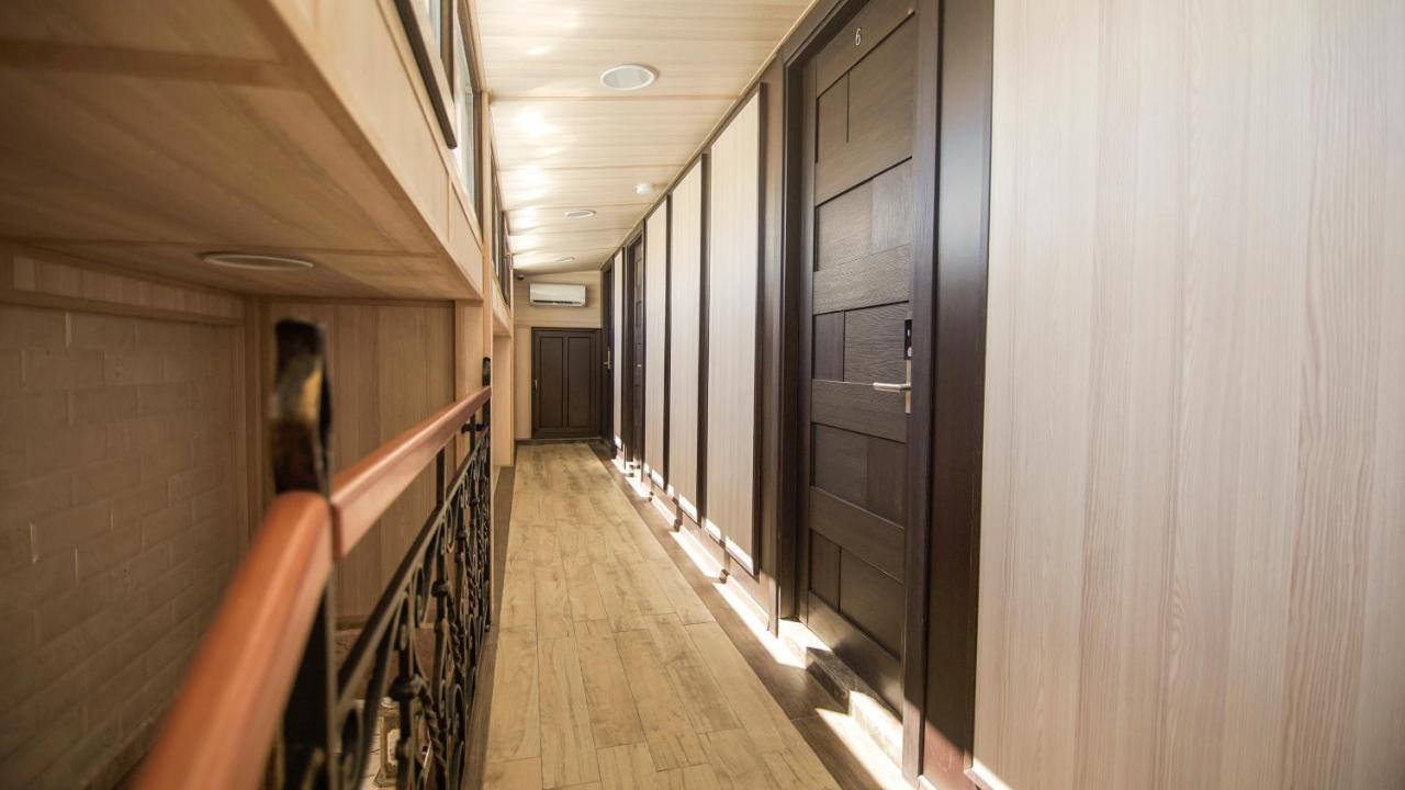 Hotel Juralius Tbilisi Luaran gambar